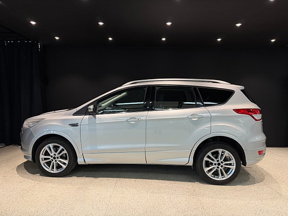 Ford Kuga 3 of 14
