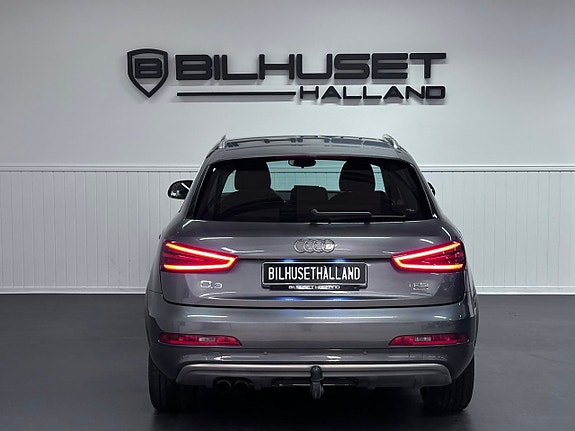 Audi Q3 10 of 27