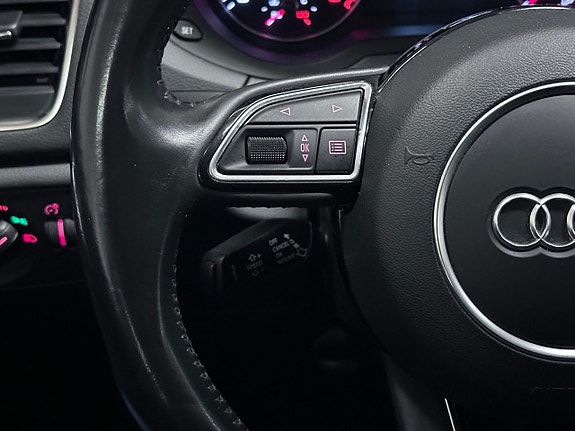 Audi Q3 20 of 27