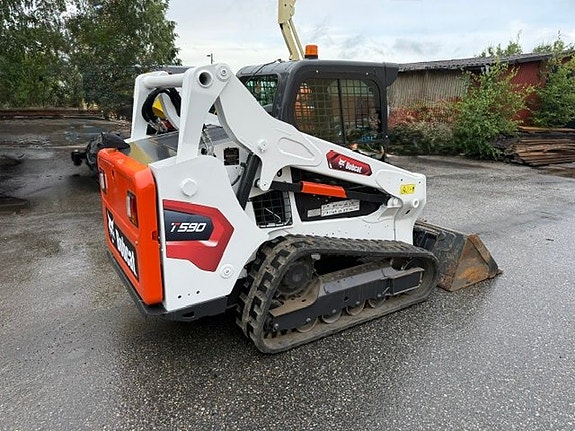 Kompaktlastare BOBCAT T590 4 of 5