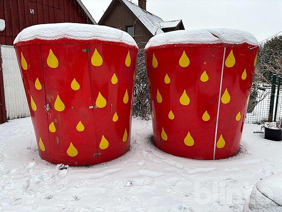 3 st försäljningsbodar Jordgubbar