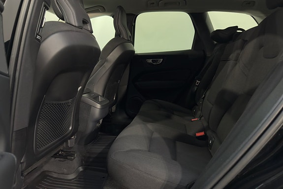 Volvo XC60 25 of 27