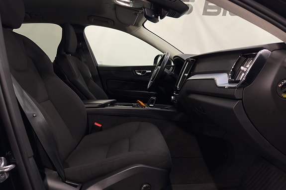 Volvo XC60 24 of 27