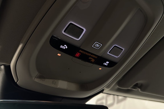 Volvo XC60 16 of 27