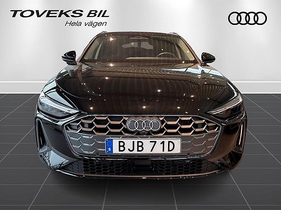 Audi A5 2 of 11