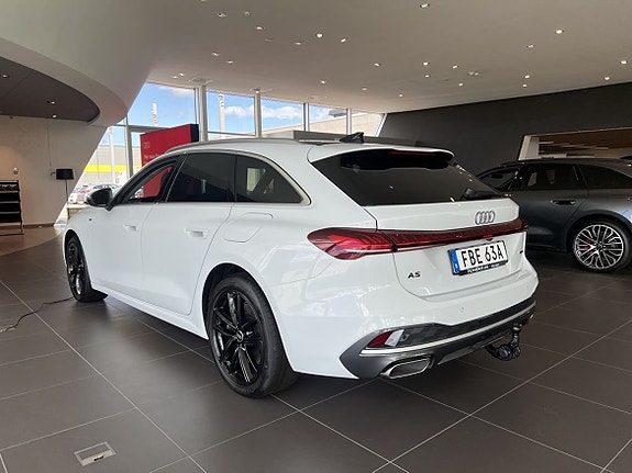 Audi A5 2 of 5
