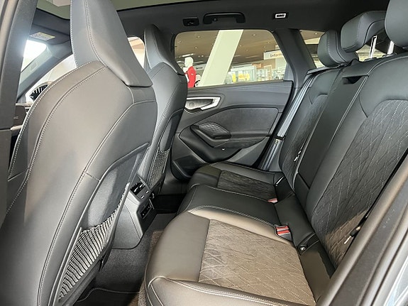 Audi A5 3 of 5