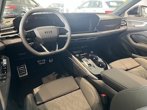 Audi A5 4 of 5