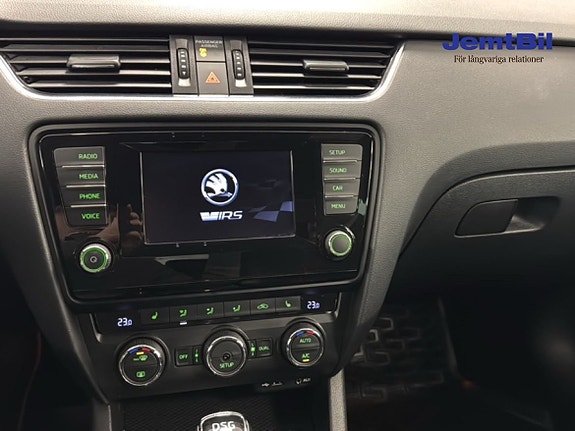 Skoda Octavia 11 of 16