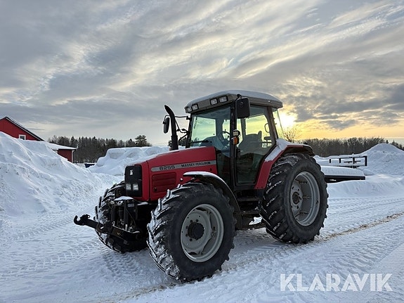 Traktor Massey Ferguson 6255