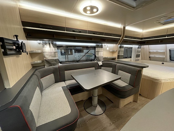 Hobby 560 KMFE De Luxe Edition Alde 8 of 16