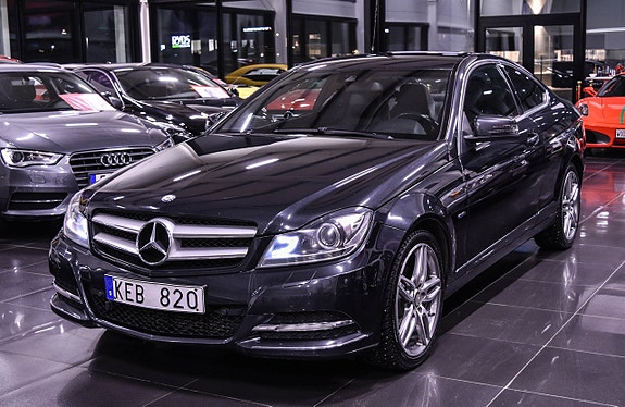 Mercedes-Benz C220