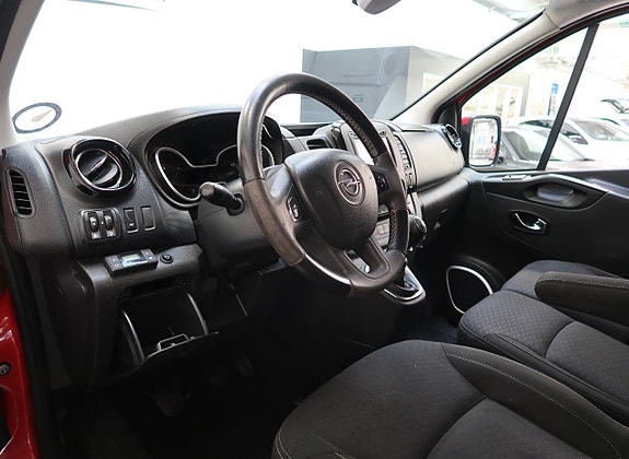 Opel Vivaro 6 of 21