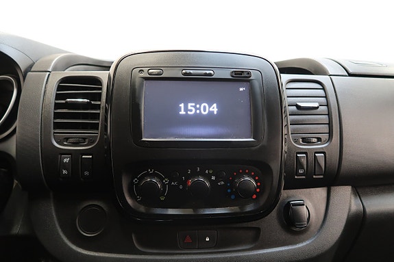 Opel Vivaro 10 of 21