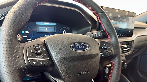 Ford Kuga 20 of 24