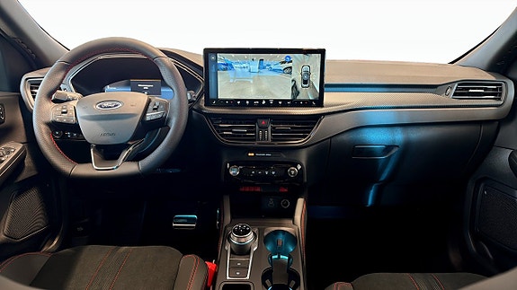 Ford Kuga 4 of 24