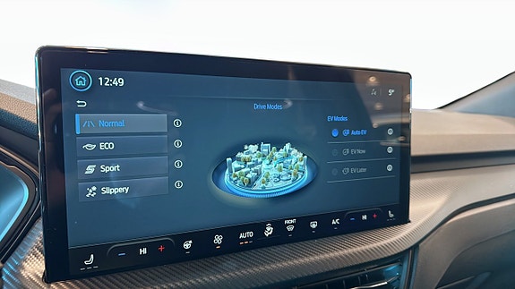 Ford Kuga 18 of 24