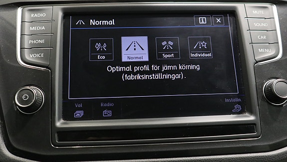 Volkswagen Tiguan 11 of 19