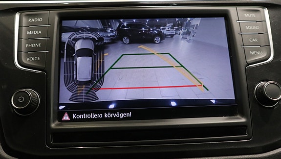 Volkswagen Tiguan 15 of 19