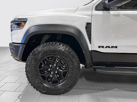 Dodge RAM 1500 15 of 30