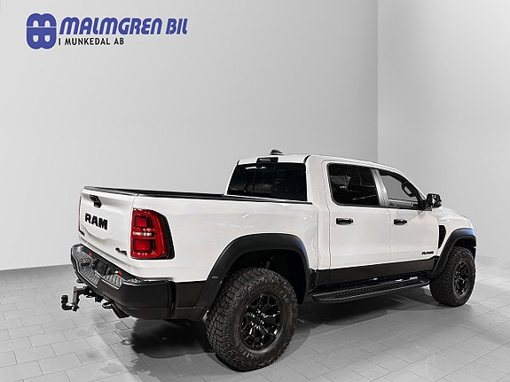 Dodge RAM 1500 3 of 30