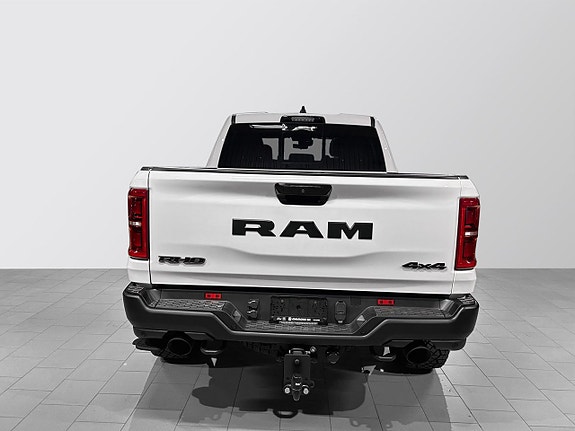 Dodge RAM 1500 4 of 30
