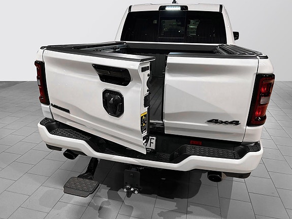 Dodge RAM 1500 9 of 25