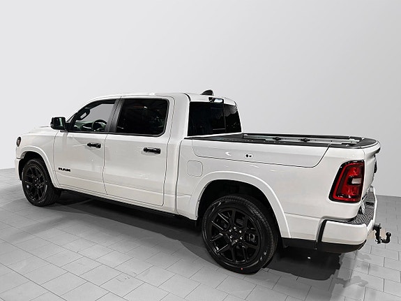 Dodge RAM 1500 10 of 25