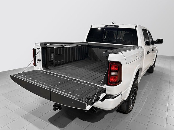 Dodge RAM 1500 5 of 5