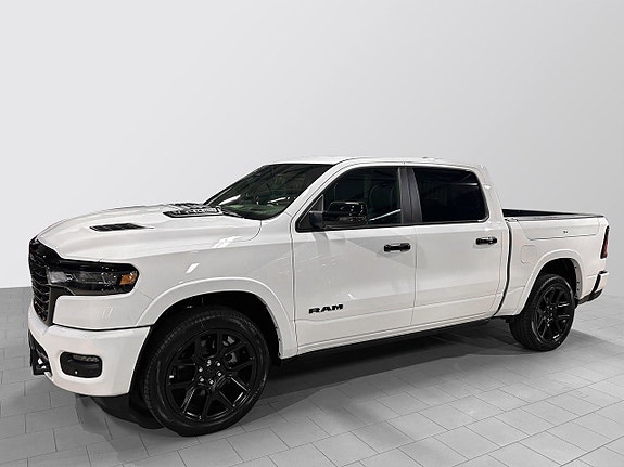 Dodge RAM 1500 12 of 25
