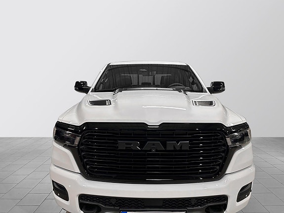 Dodge RAM 1500 13 of 25