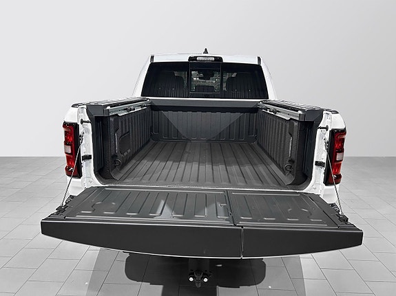 Dodge RAM 1500 4 of 5