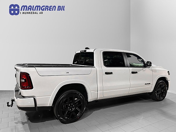Dodge RAM 1500 3 of 5