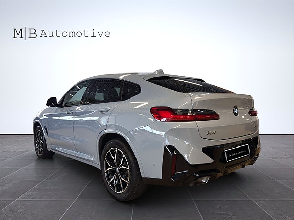 BMW X4 4 of 5