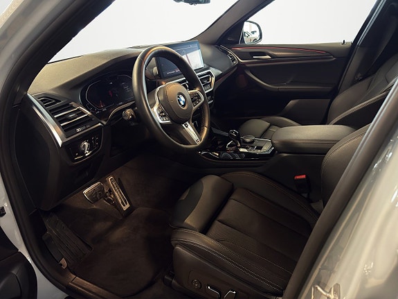 BMW X4 9 of 16