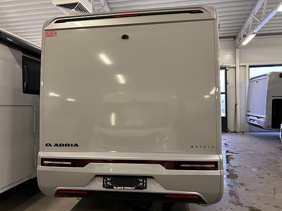 Adria Matrix 670 SL 60 Y /B-körkort/Taksäng/Automat/5 bältad 4 of 27