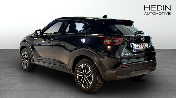 Nissan Juke 2 of 5