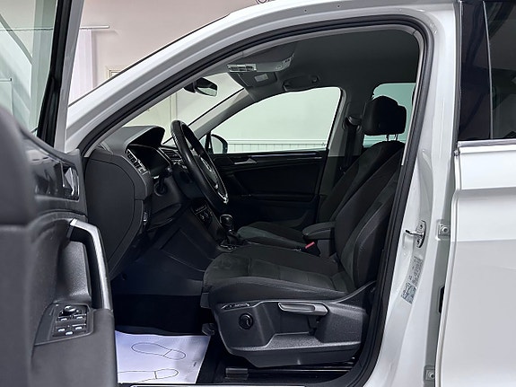 Volkswagen Tiguan 13 of 26