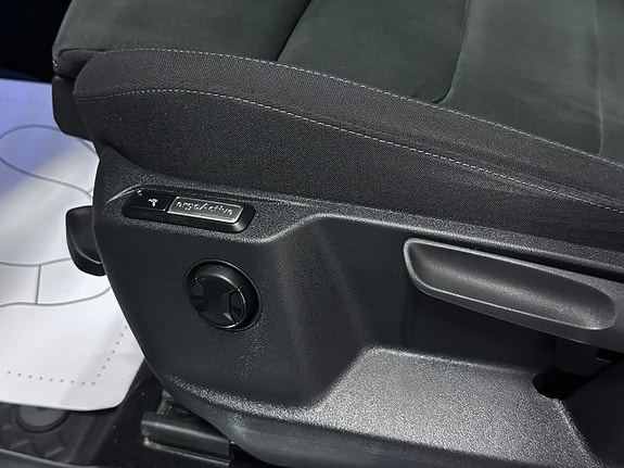 Volkswagen Tiguan 23 of 26