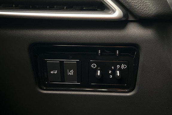 Jaguar F-PACE 22 of 27