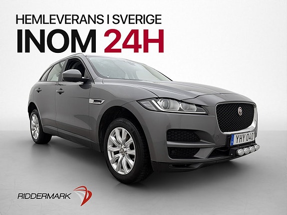 Jaguar F-PACE 3 of 27