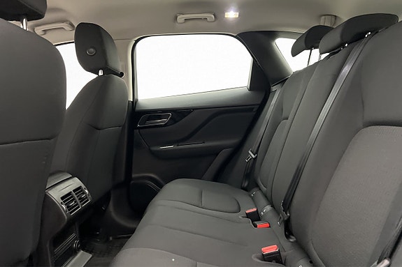 Jaguar F-PACE 9 of 27