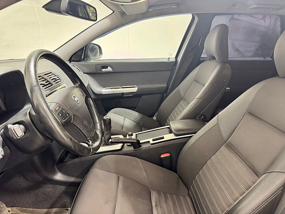 Volvo V50 16 of 17