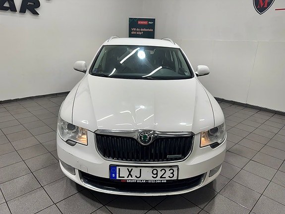 Skoda Superb 7 of 17
