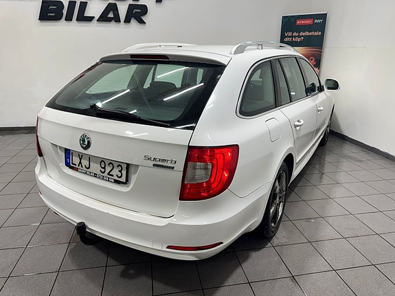Skoda Superb 10 of 17