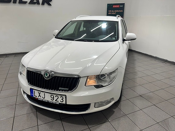 Skoda Superb 9 of 17