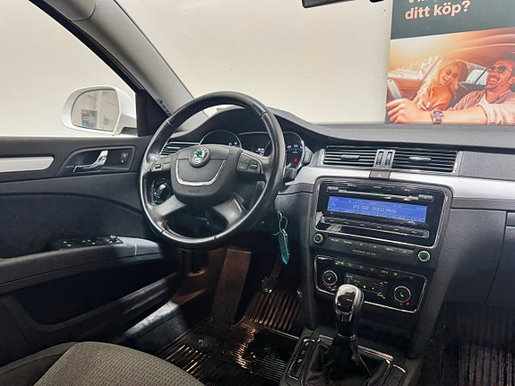 Skoda Superb 2 of 5