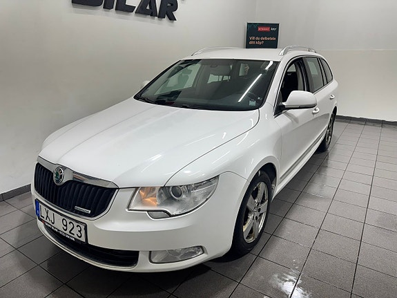 Skoda Superb 11 of 17