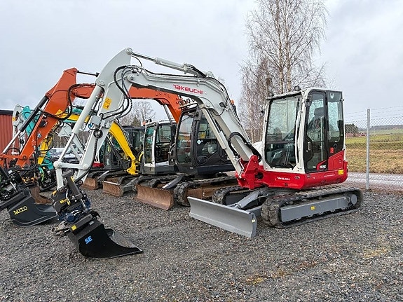 Takeuchi TB260