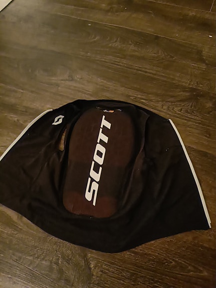 Product image 1 of 3